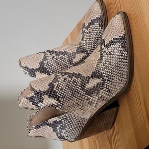 Vince Camuto Booties